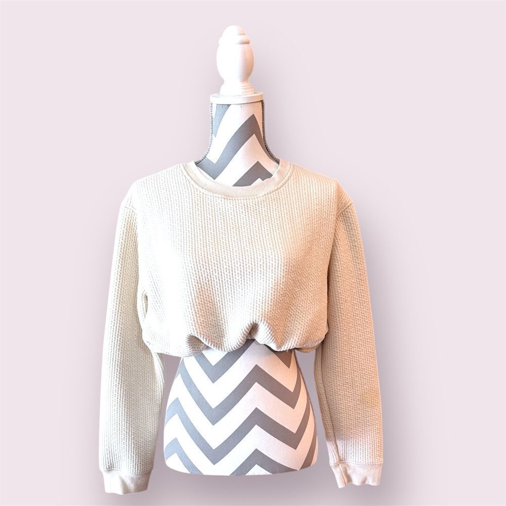 MONO B Tuck Under Crop Textured Crewneck Sweatshirt